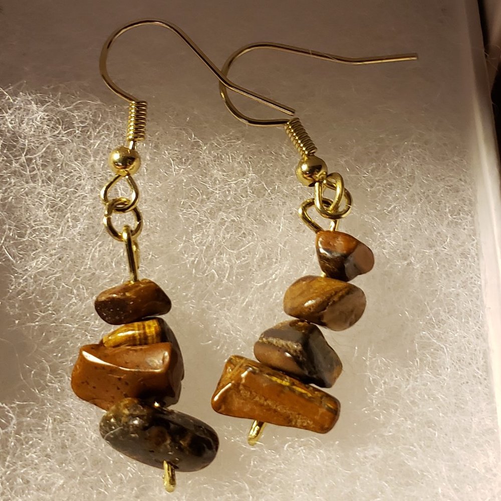 Short Brown hooked earring